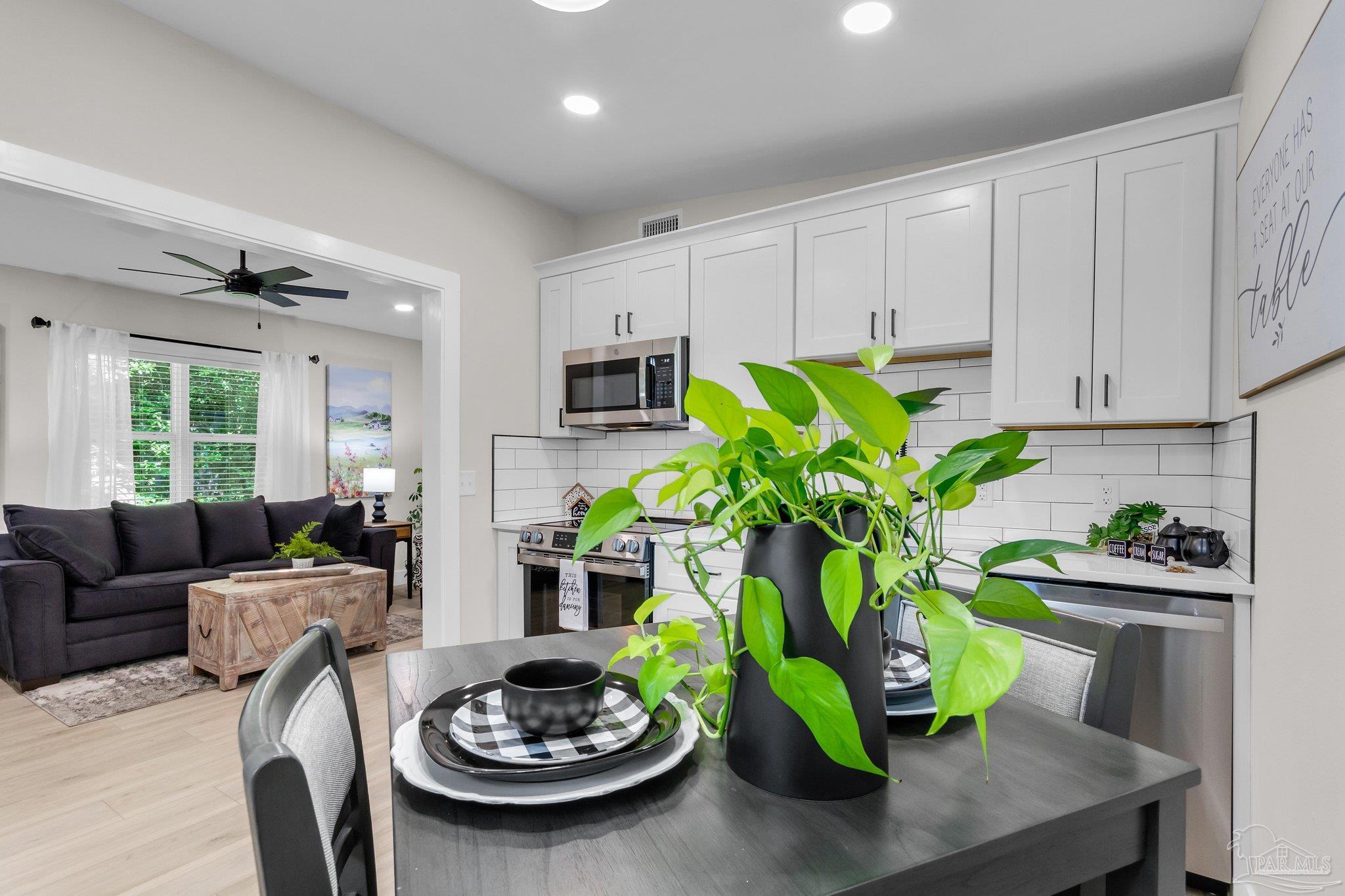 413 Forrest Street Cantonment, FL 32533 - Photo 17 of 34