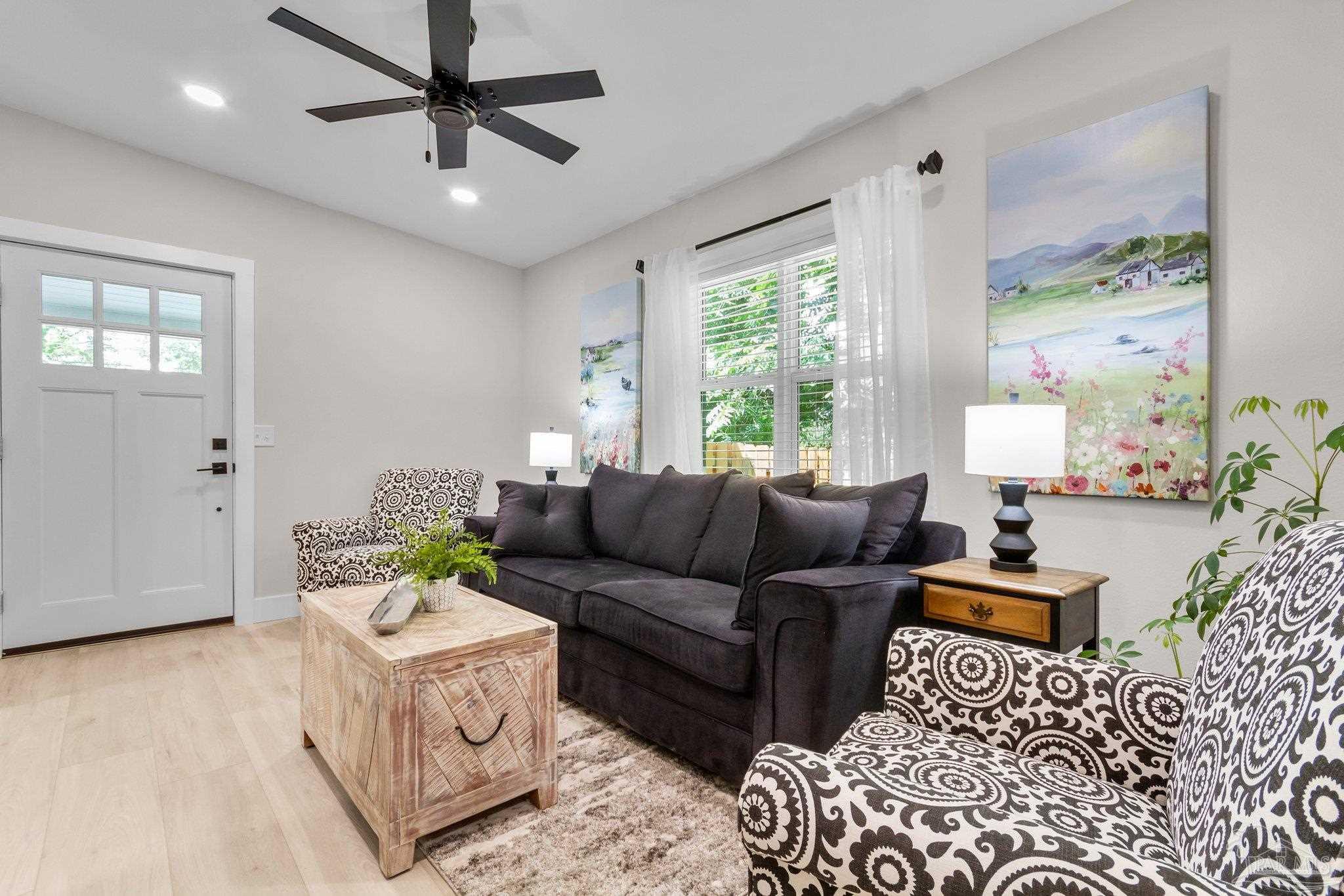 413 Forrest Street Cantonment, FL 32533 - Photo 7 of 34