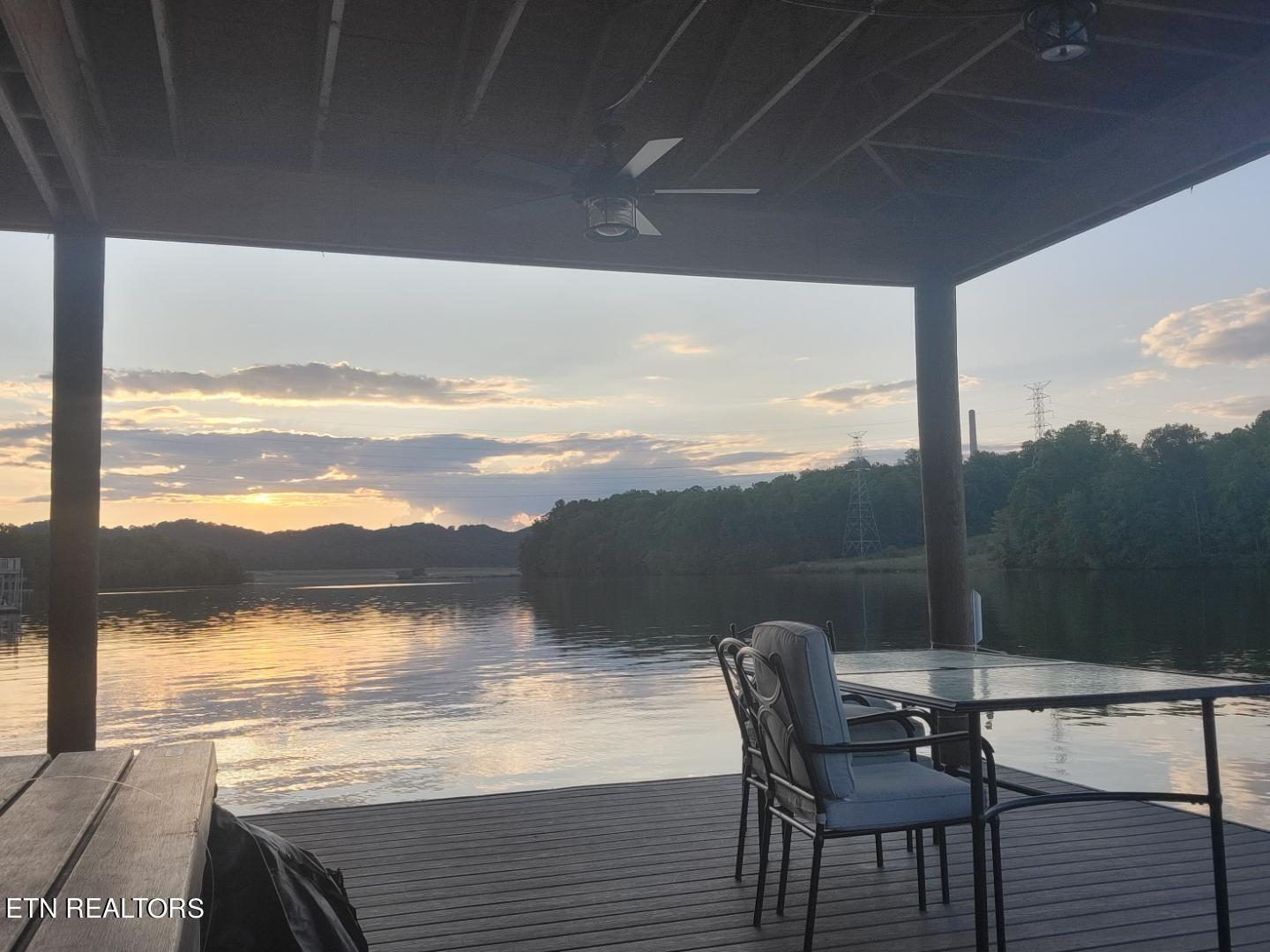 642 Emory River Road Harriman, TN 37748 - Photo 13 of 43 Resized_20230530_201739_1705539593793