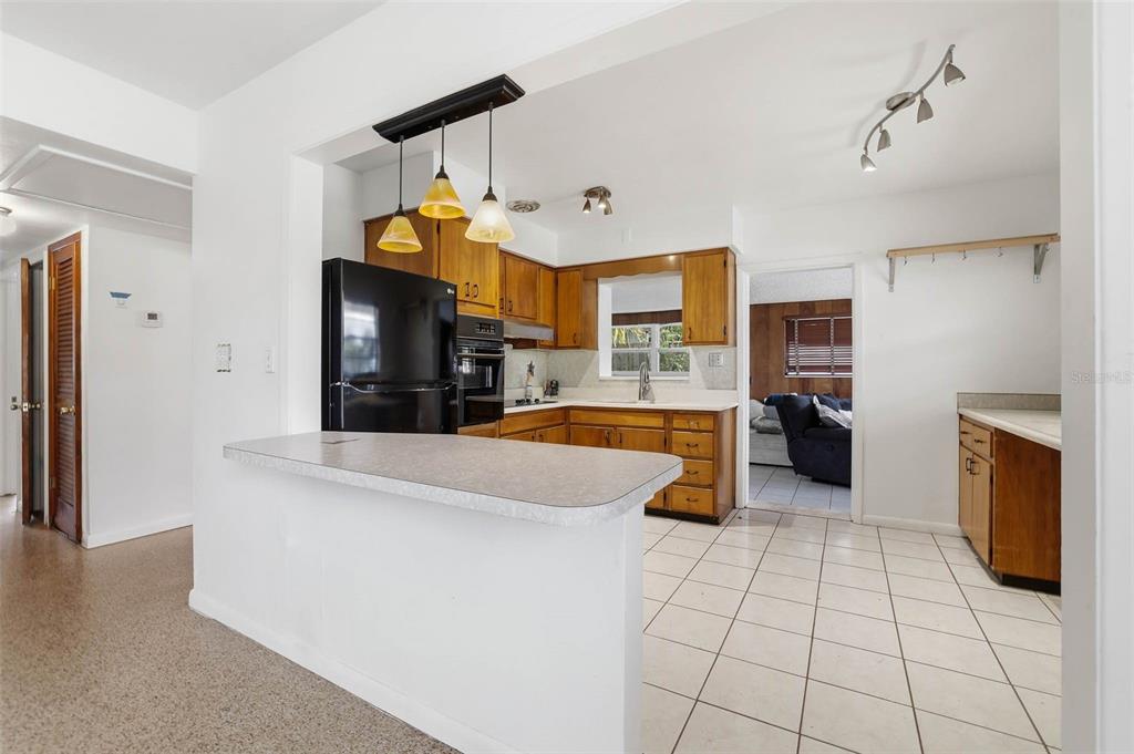 2112 West Orient Street Tampa, FL 33607 - Photo 9 of 23