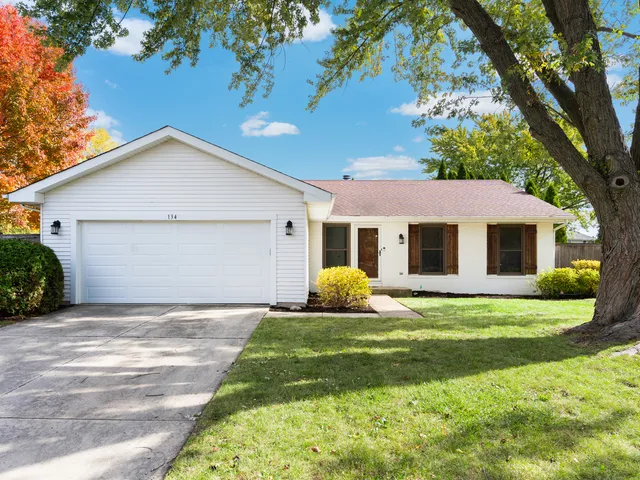 $529,000 | 134 South Whispering Hills Drive, Naperville, IL 60540