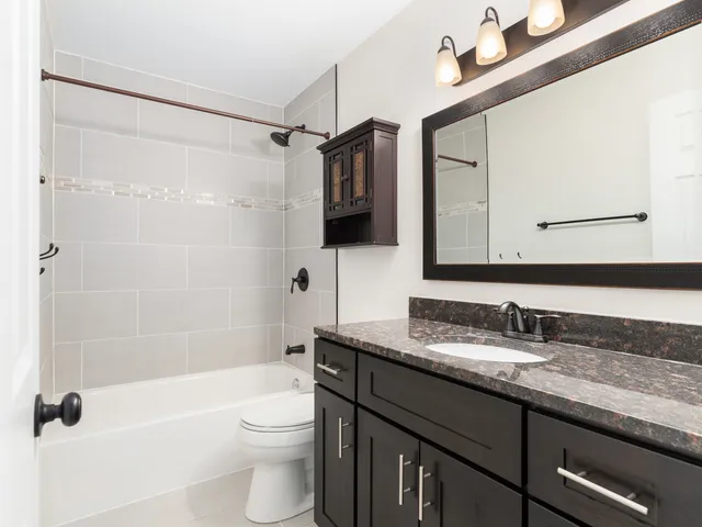 $529,000 | 134 South Whispering Hills Drive, Naperville, IL 60540