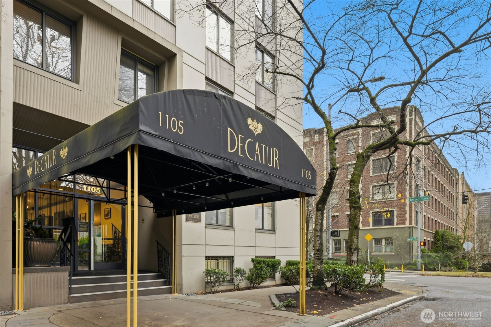 1105 Spring Street, Unit 408 Seattle, WA 98104 - Photo 1 of 18 Gallery Image 1