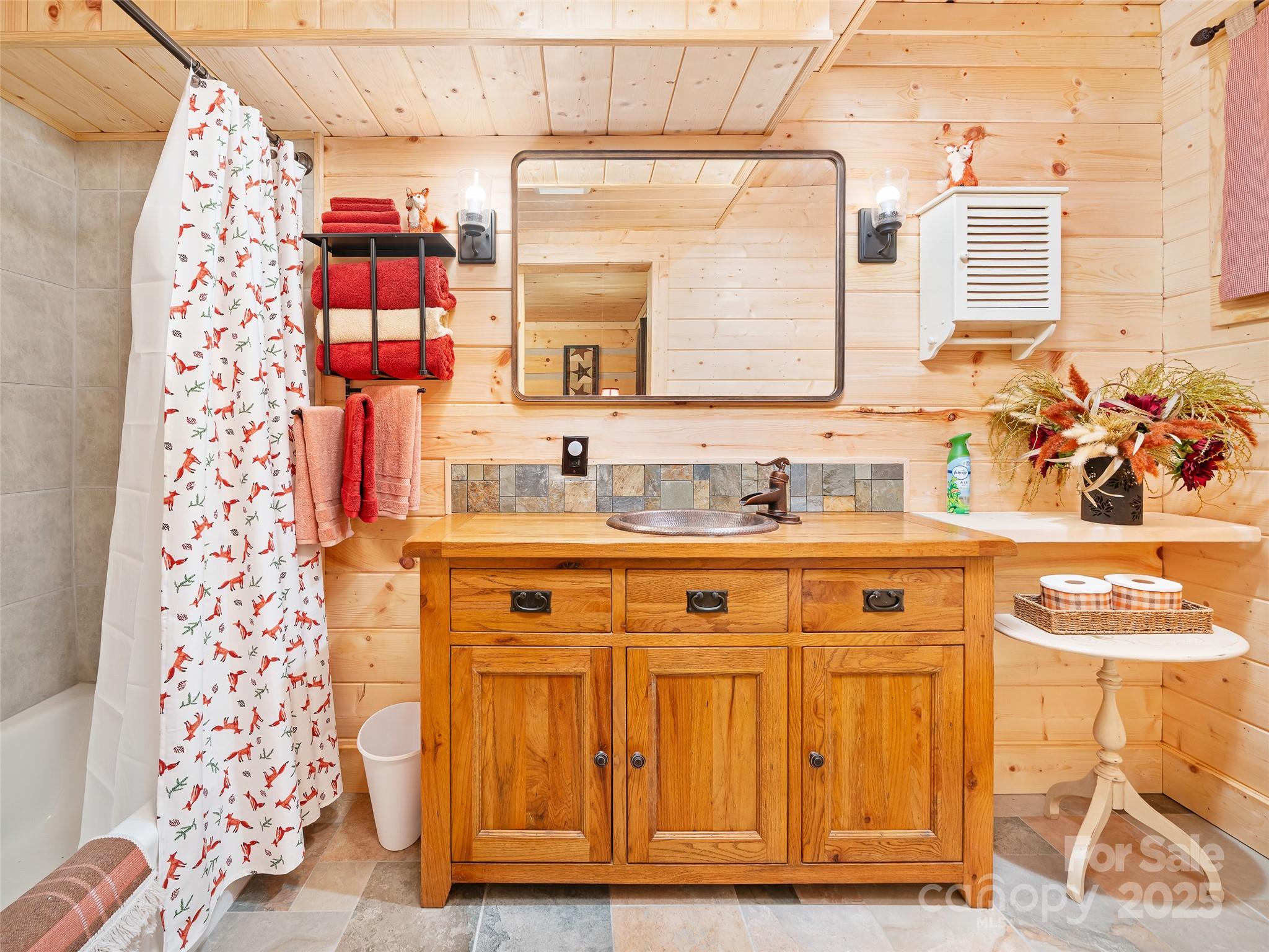 34 Mccurry Road Burnsville, NC 28714 - Photo 16 of 39