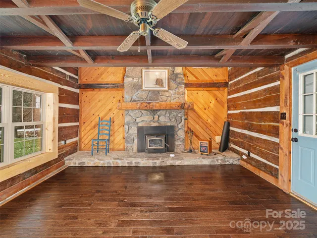 $420,000 | 34 Mccurry Road, Burnsville, NC 28714