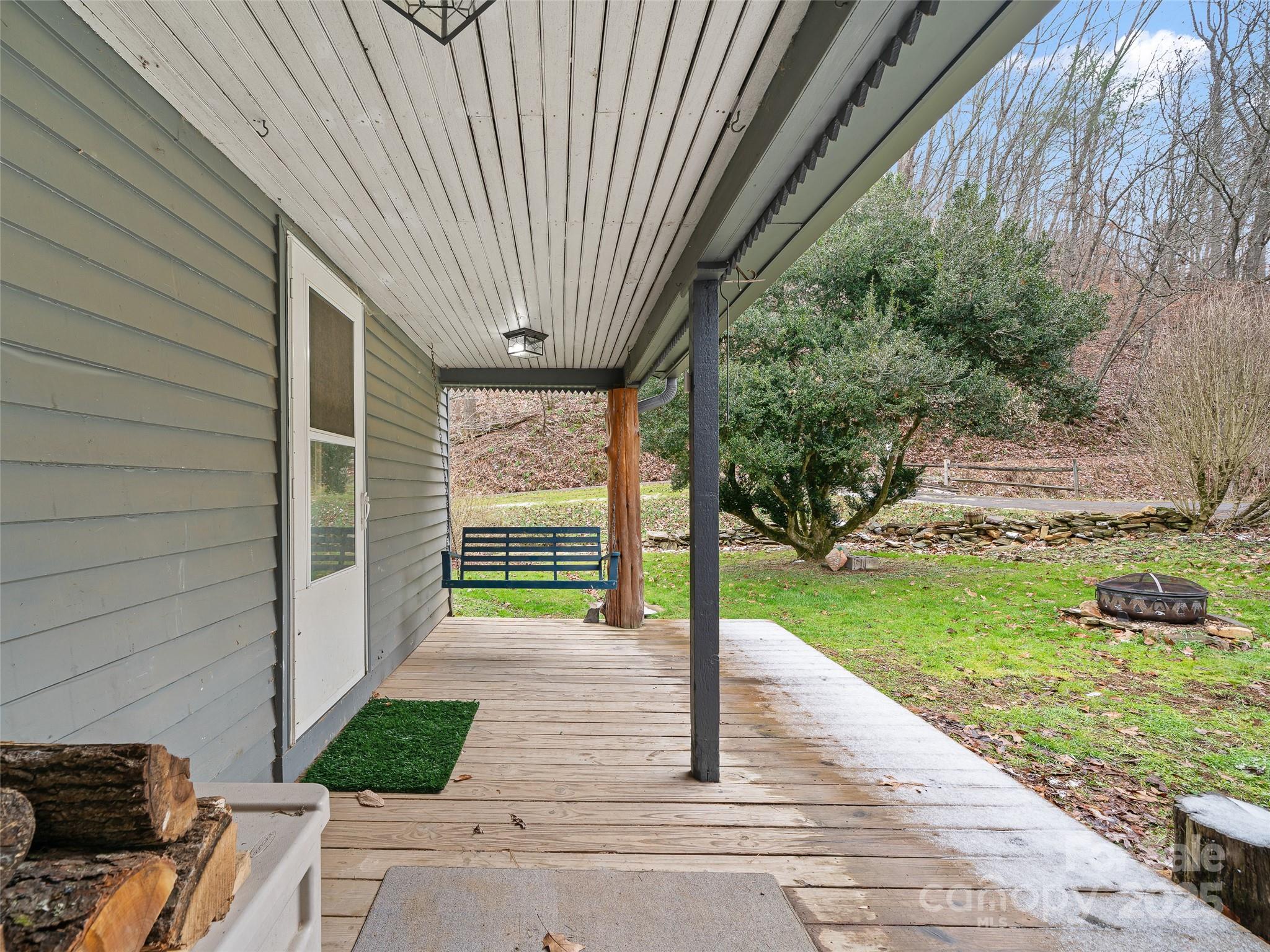 34 Mccurry Road Burnsville, NC 28714 - Photo 28 of 39