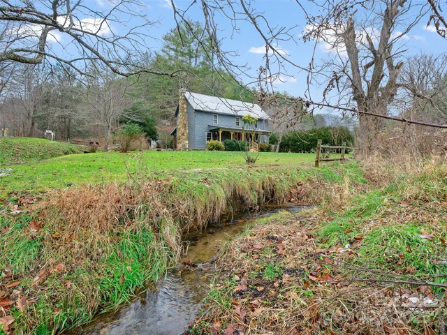 $420,000 | 34 Mccurry Road, Burnsville, NC 28714