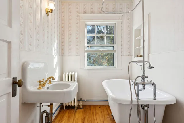 $575,000 | 360 Ocean Street, South Portland, ME 04106