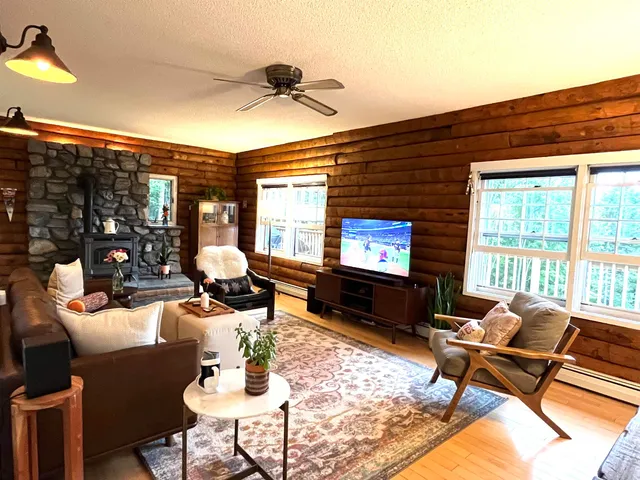 $500,000 | 290 Spring Hill Road, Morristown, VT 05661