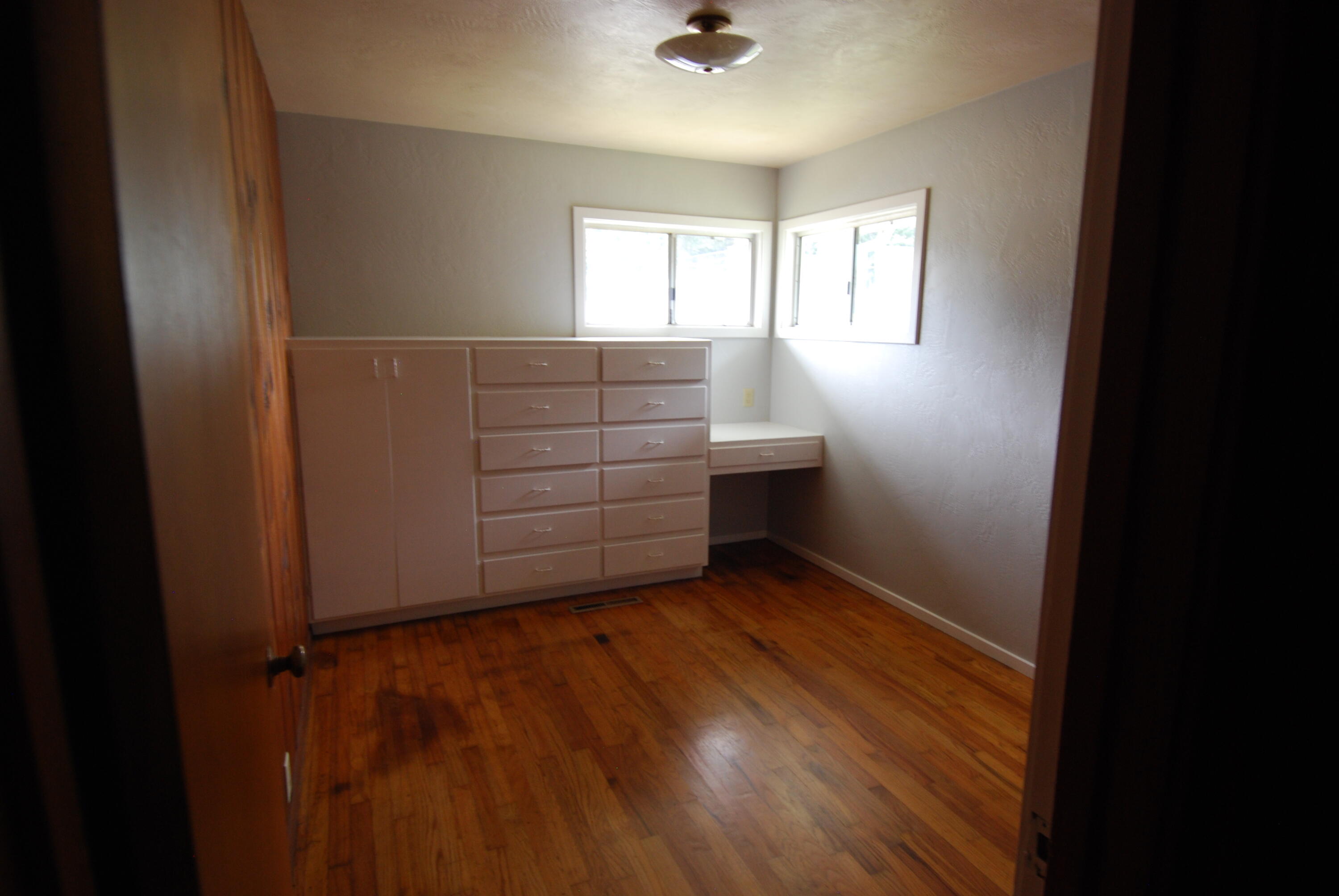 1173 Riverside Drive Rio Dell, CA 95562 - Photo 11 of 23 Bedroom One