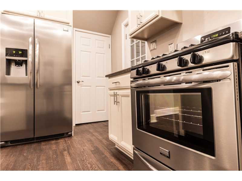 132 Braddock Road Forest Hills, PA 15221 - Photo 13 of 25 Kitchen.