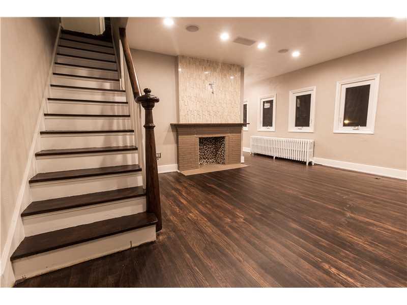 132 Braddock Road Forest Hills, PA 15221 - Photo 4 of 25 Living Room.