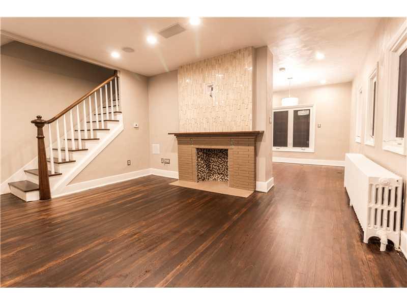 132 Braddock Road Forest Hills, PA 15221 - Photo 5 of 25 Living Room.