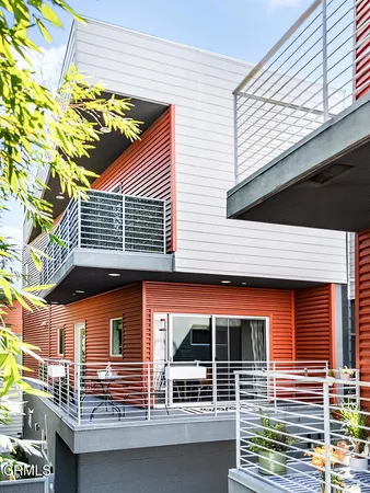 $1,000,000 | 2222 Strata Lane, Los Angeles, CA 90041