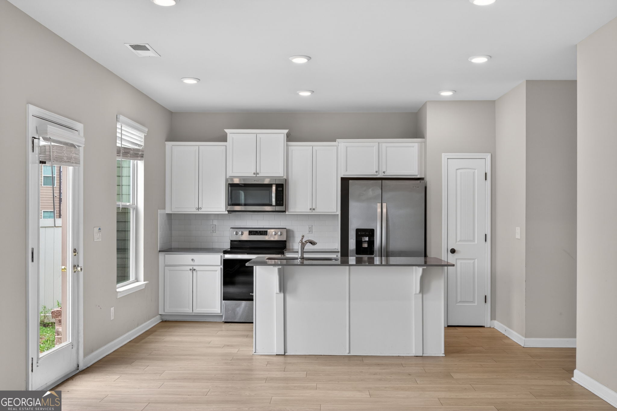 11967 Brightside Parkway Hampton, GA 30228 - Photo 8 of 25