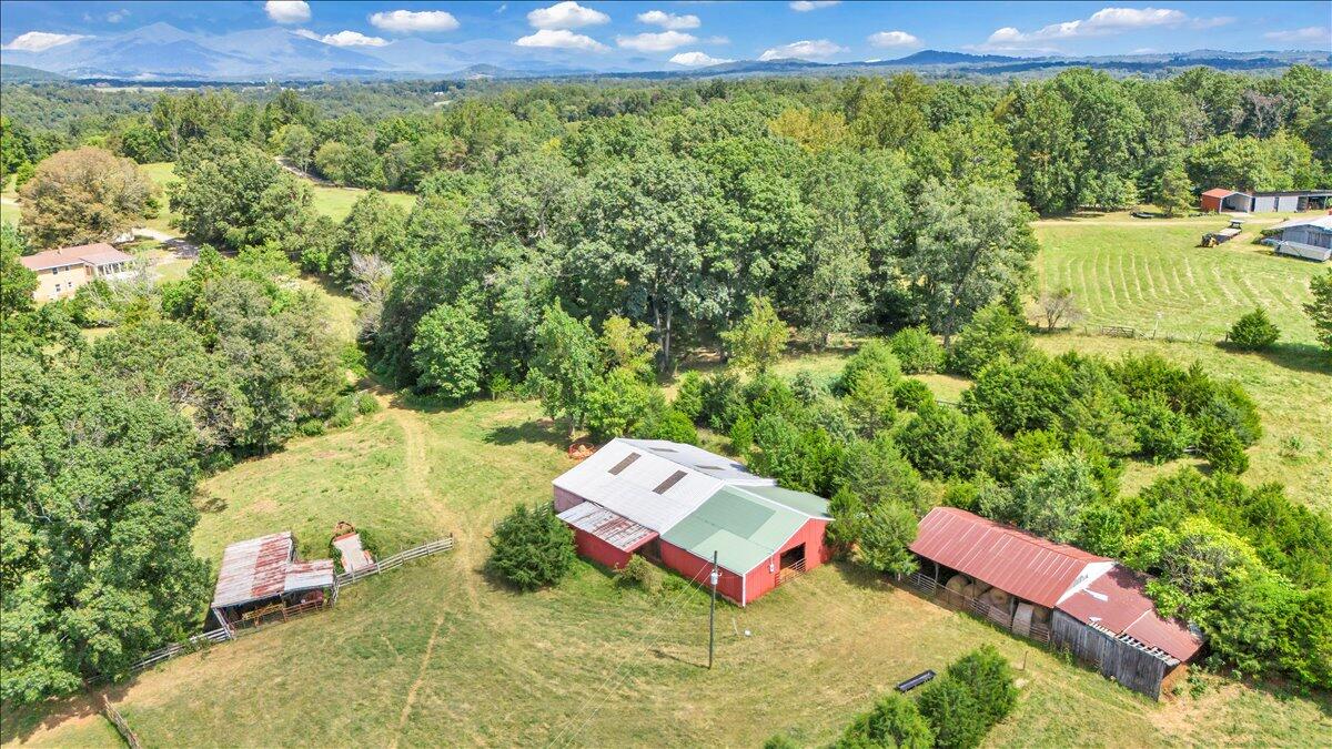 7702 Dickerson Mill Road Moneta, VA 24121 - Photo 106 of 114 102-DJI_20250901122211_0029_D