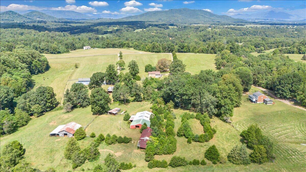 7702 Dickerson Mill Road Moneta, VA 24121 - Photo 2 of 114 100-DJI_20250901122132_0027_D
