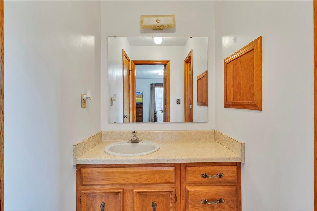 7702 Dickerson Mill Road Moneta, VA 24121 - Photo 28 of 114 024-MIB03163