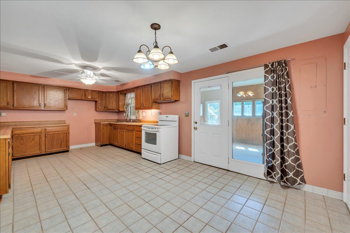 7702 Dickerson Mill Road Moneta, VA 24121 - Photo 35 of 114 031-MIB03184