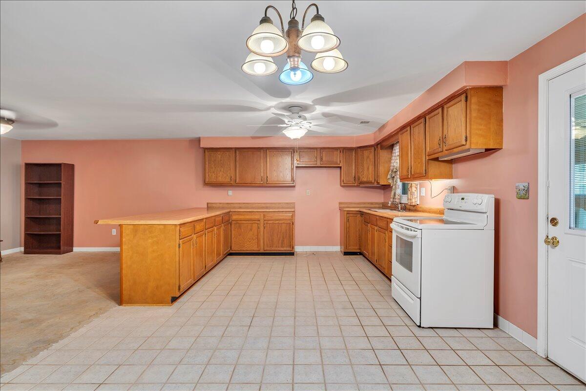 7702 Dickerson Mill Road Moneta, VA 24121 - Photo 36 of 114 032-MIB03187