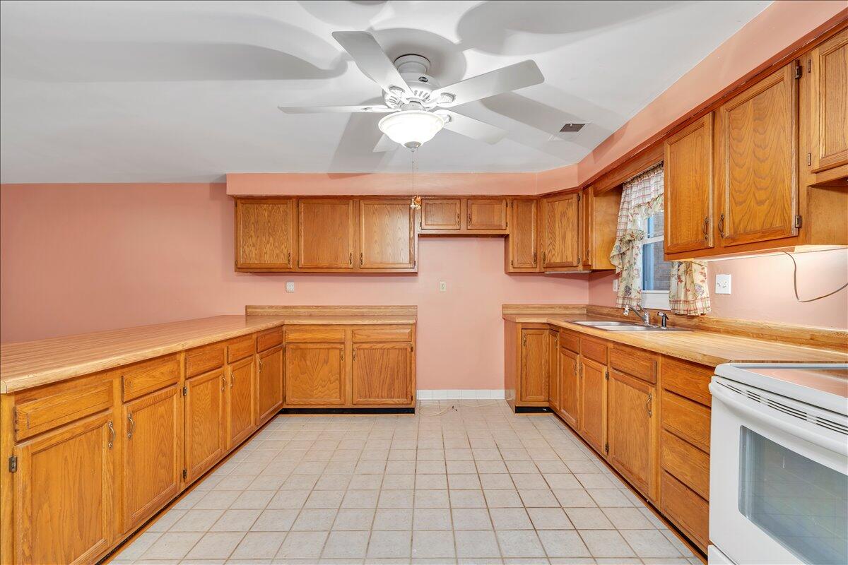 7702 Dickerson Mill Road Moneta, VA 24121 - Photo 38 of 114 034-MIB03193