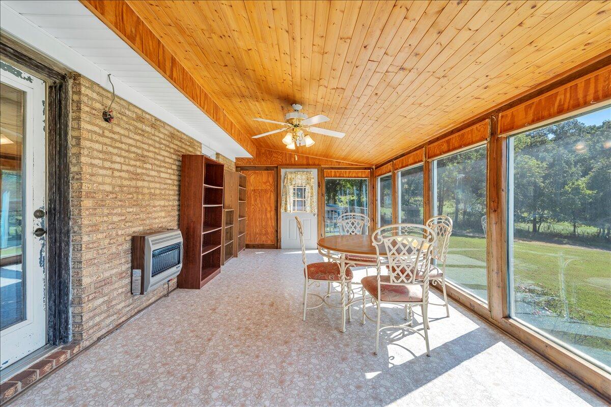 7702 Dickerson Mill Road Moneta, VA 24121 - Photo 52 of 114 048-MIB03136
