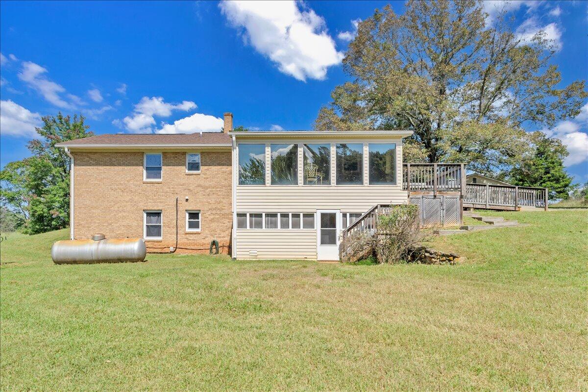 7702 Dickerson Mill Road Moneta, VA 24121 - Photo 64 of 114 056-MIB03247