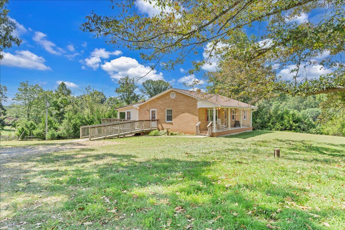 7702 Dickerson Mill Road Moneta, VA 24121 - Photo 76 of 114 068-MIB03289