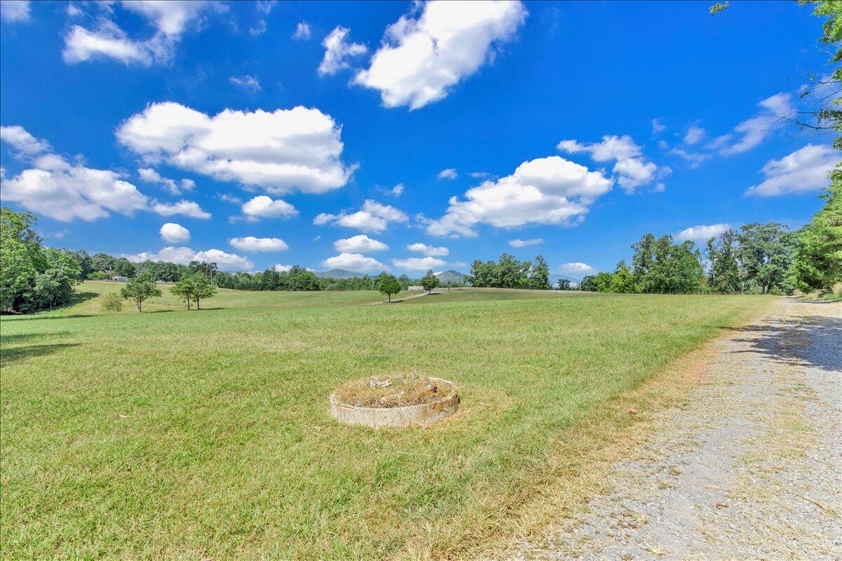 7702 Dickerson Mill Road Moneta, VA 24121 - Photo 78 of 114 072-MIB03301