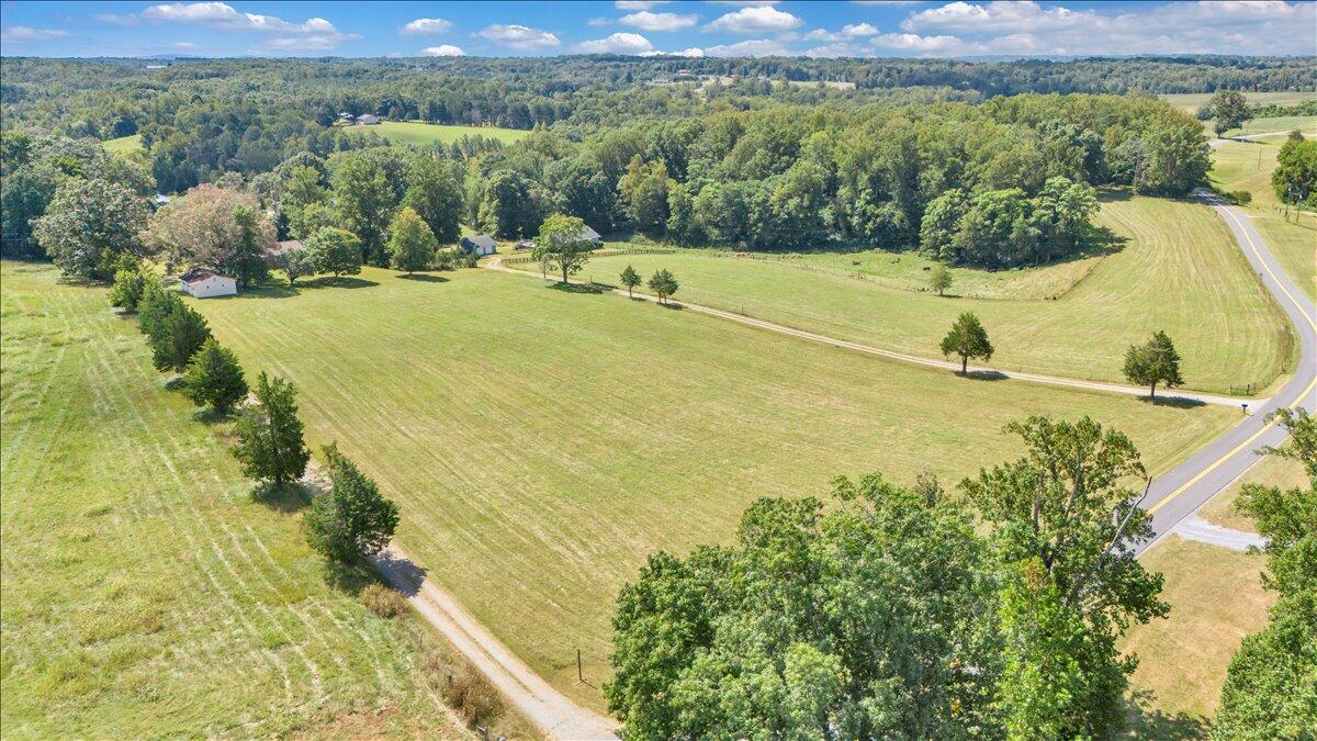7702 Dickerson Mill Road Moneta, VA 24121 - Photo 85 of 114 079-DJI_20250901115904_0004_D