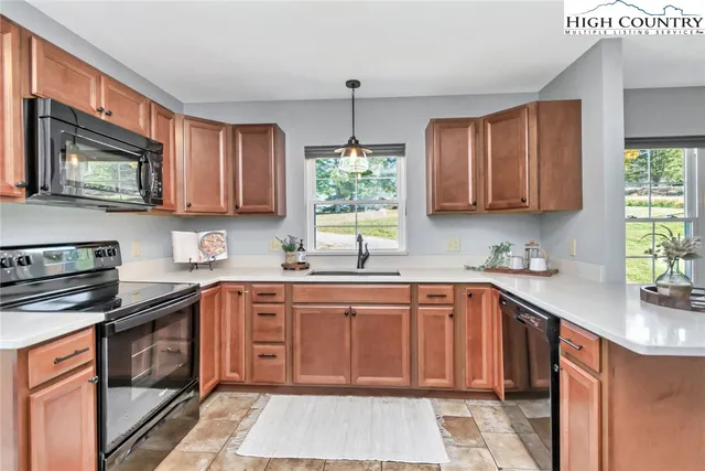 $420,000 | 612 Wildcat Road, Deep Gap, NC 28618