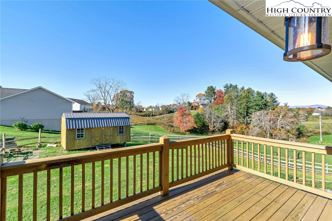 612 Wildcat Road Deep Gap, NC 28618 - Photo 23 of 27