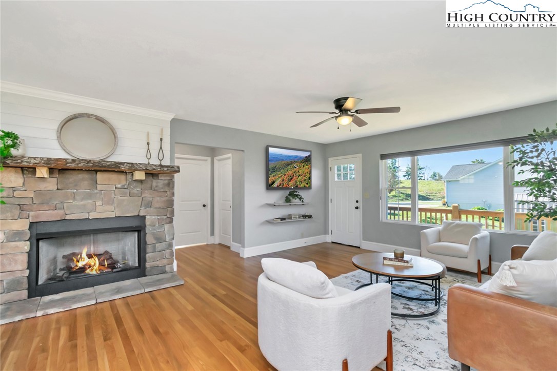 612 Wildcat Road Deep Gap, NC 28618 - Photo 4 of 27