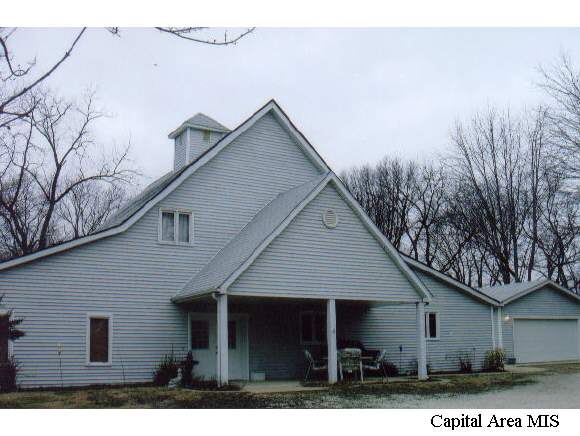 5601 Oak Crest Road Springfield, IL 62707 - Photo 1 of 5