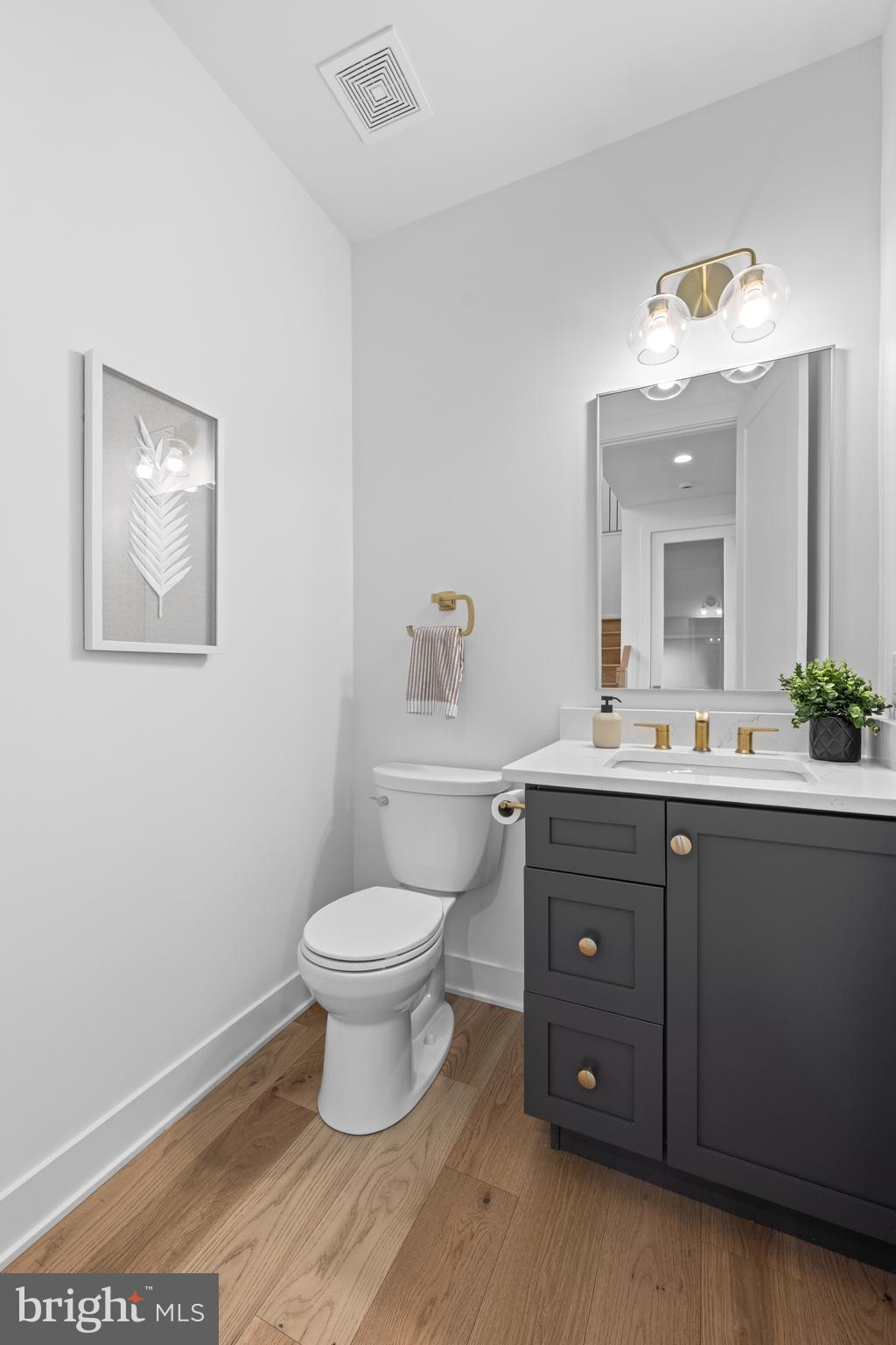 230 North Ridge Avenue Ambler, PA 19002 - Photo 27 of 57 First floor powder room