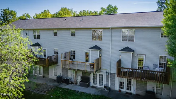 $199,000 | 807 Fain Avenue, Unit 807, Kingsport, TN 37660