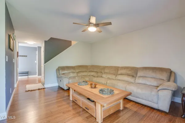 $199,000 | 807 Fain Avenue, Unit 807, Kingsport, TN 37660