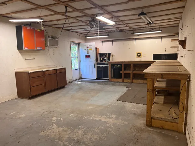 a view of a storage & utility room