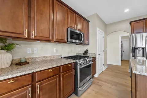 $660,000 | N42W22814 Beacon Court, Pewaukee, WI 53072