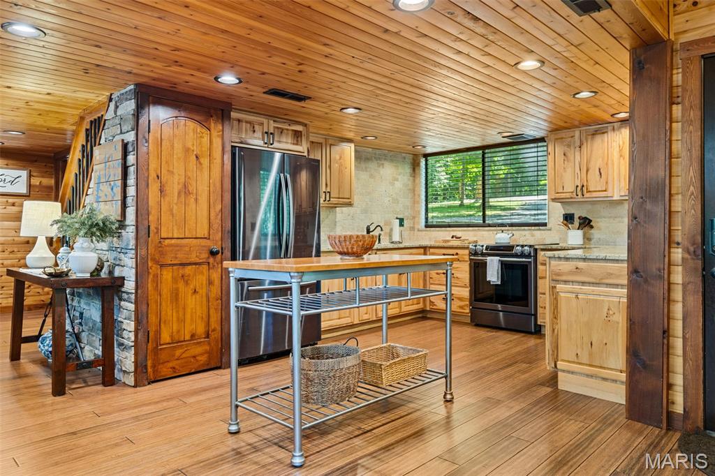 632 Wunderbar Point Drive Innsbrook, MO 63390 - Photo 5 of 23