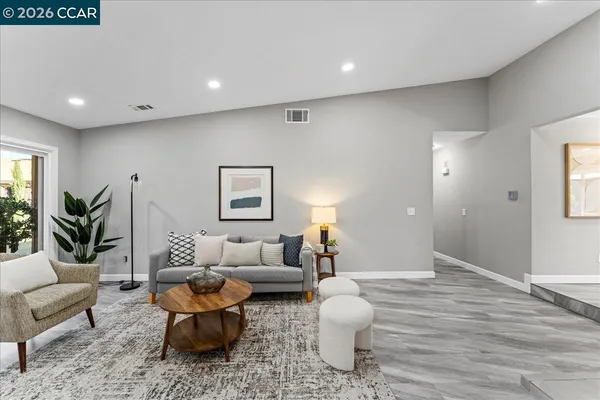 $619,000 | 106 Oakmeade Court, Vacaville, CA 95687