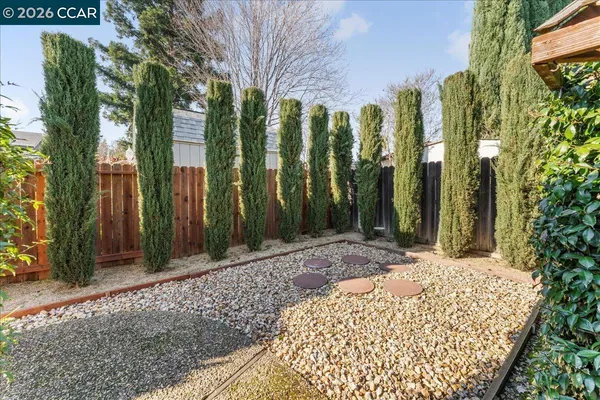 $619,000 | 106 Oakmeade Court, Vacaville, CA 95687