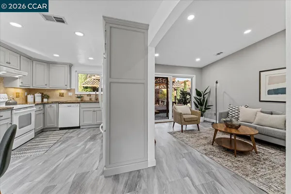 $619,000 | 106 Oakmeade Court, Vacaville, CA 95687