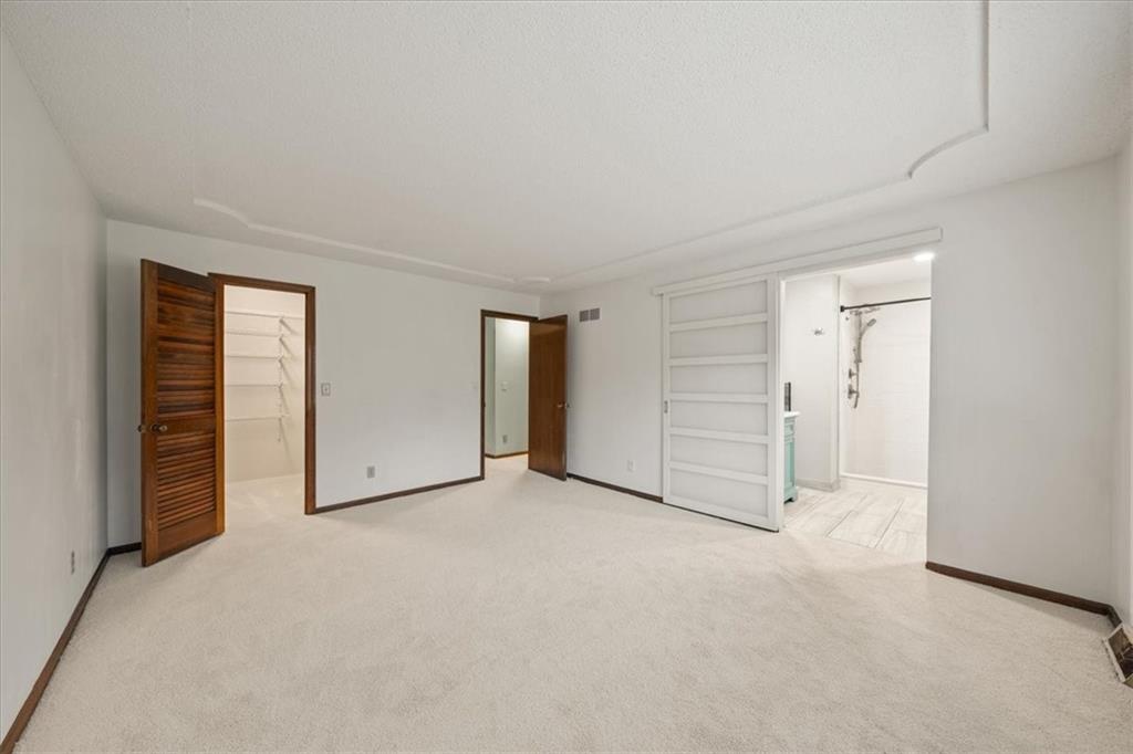 7029 Albervan Street Shawnee, KS 66216 - Photo 19 of 46