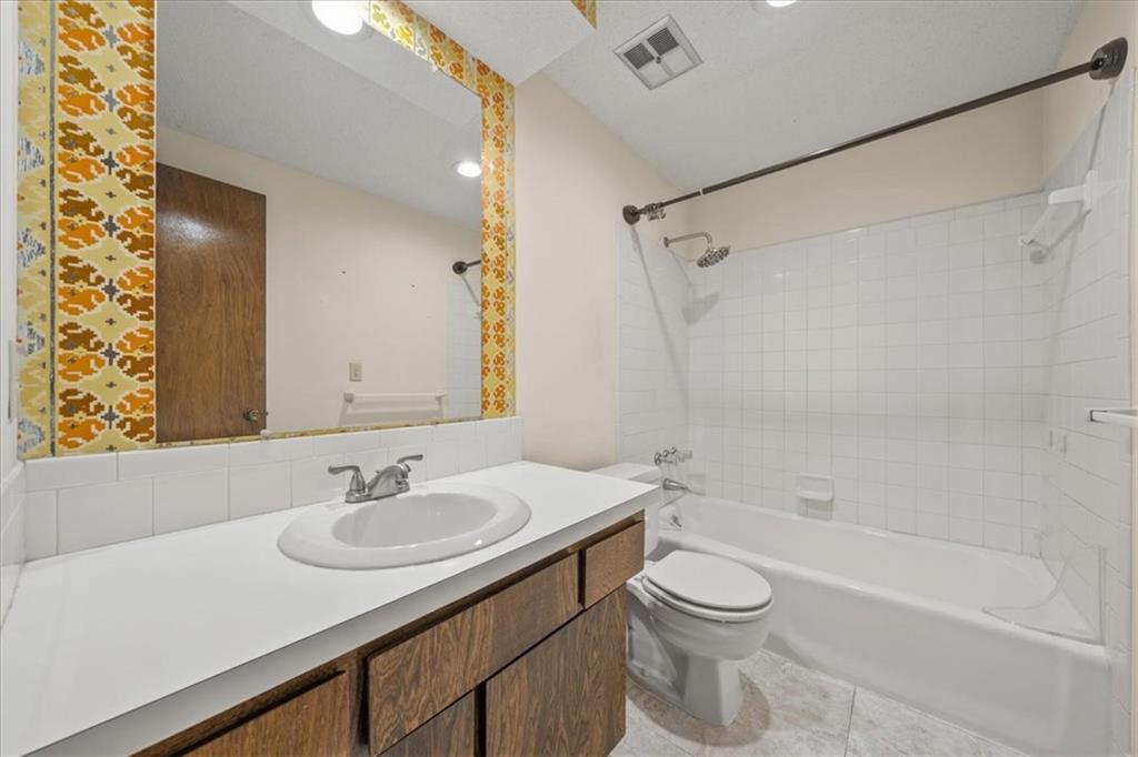 7029 Albervan Street Shawnee, KS 66216 - Photo 28 of 46