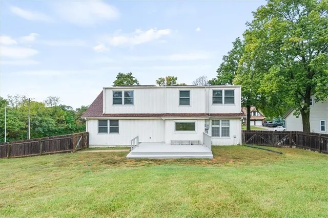 $435,000 | 7029 Albervan Street, Shawnee, KS 66216