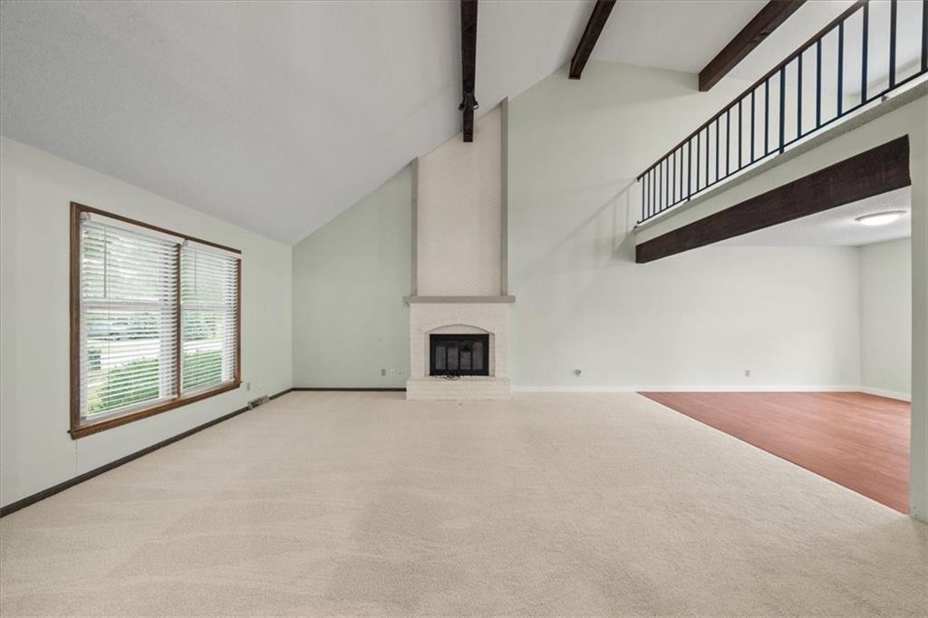 7029 Albervan Street Shawnee, KS 66216 - Photo 6 of 46