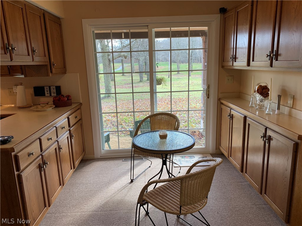 12724 Huntoon Road Painesville, OH 44077 - Photo 9 of 34 Gallery Image 9