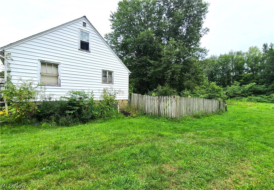 3104 Greenleaf Road Akron, OH 44312 - Photo 3 of 7