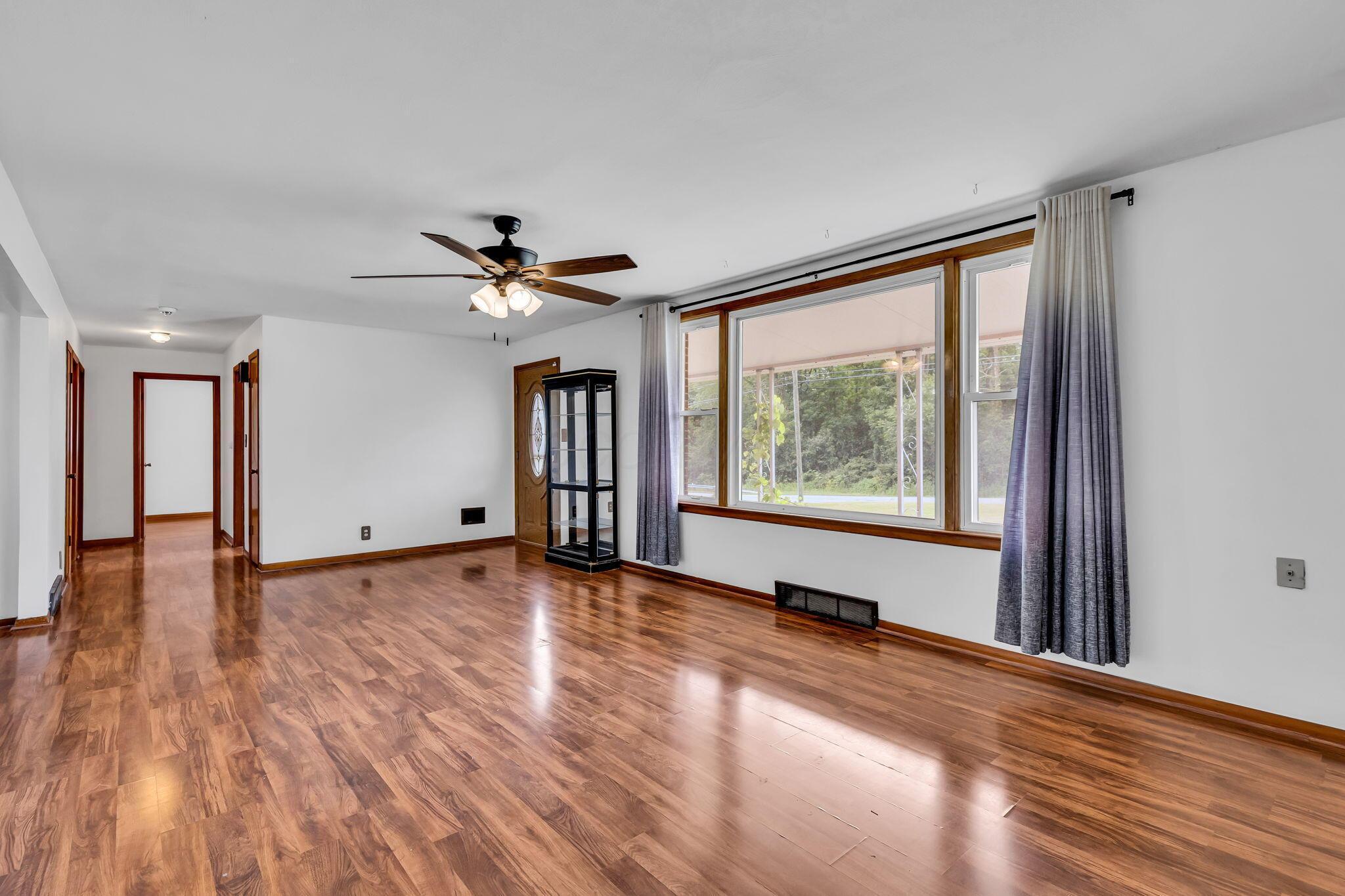 1508 West Hanley Road Mansfield, OH 44904 - Photo 7 of 53 24-web-or-mls-1508WHanleyRoad_Hommati102